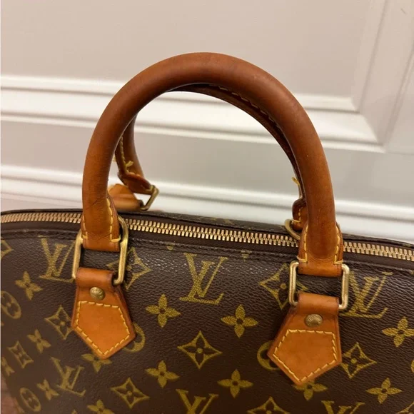 Louis Vuitton Alma PM Brown Monogram Handbag - Picture 3 of 14